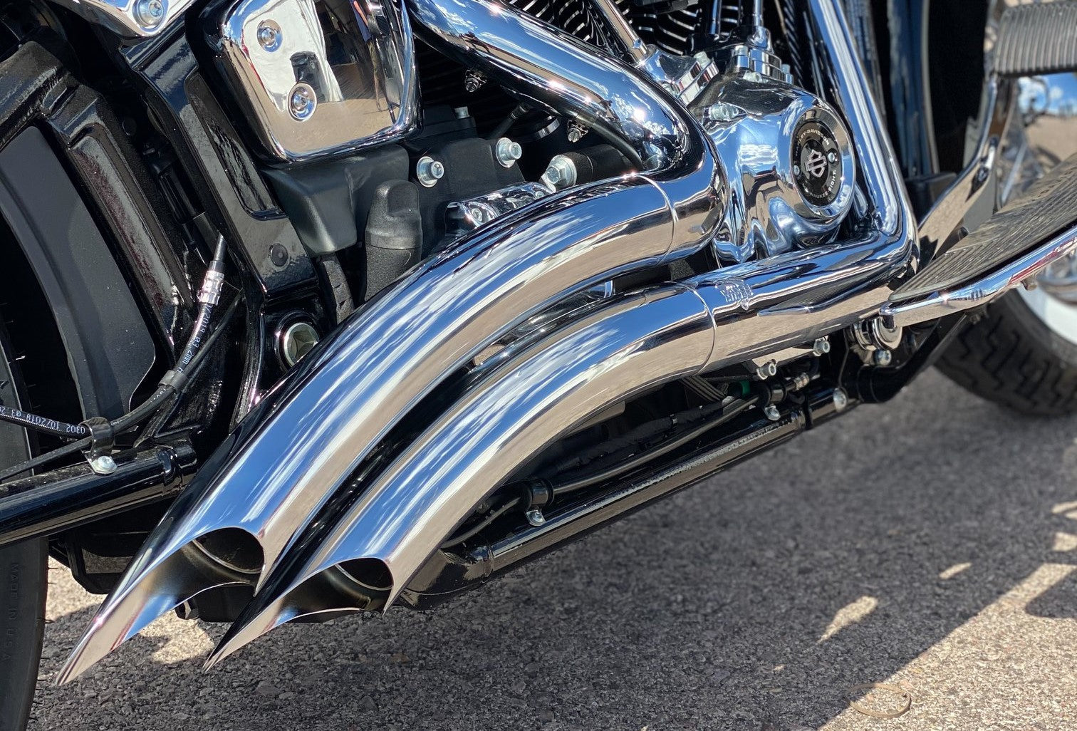 Escapes para Softail