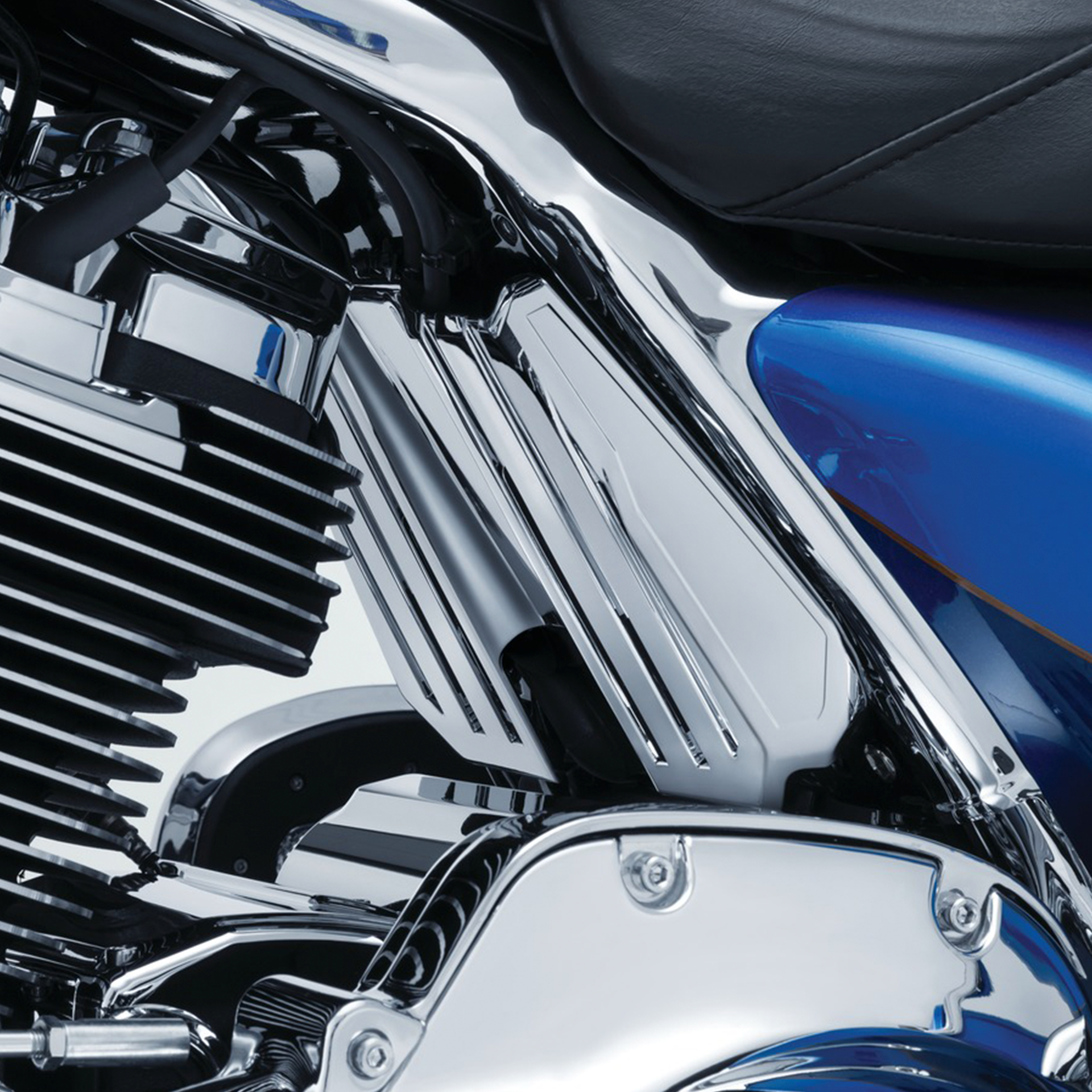 Kuryakyn Cover para Cables de Bujías Harley Davidson '17-'24 Touring