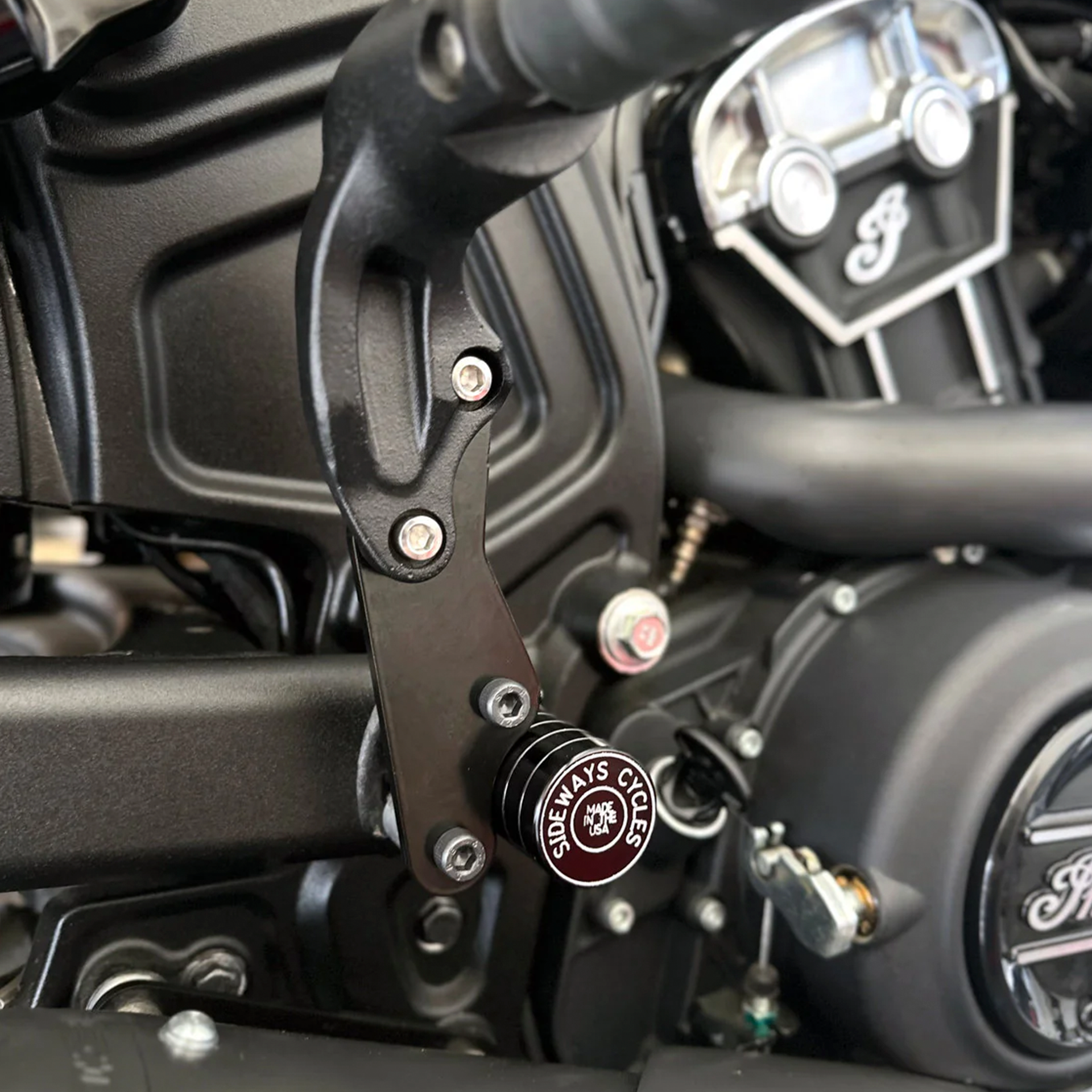 Kit Reubicador de Posapie del Pasajero para Indian '15-'25 Scout