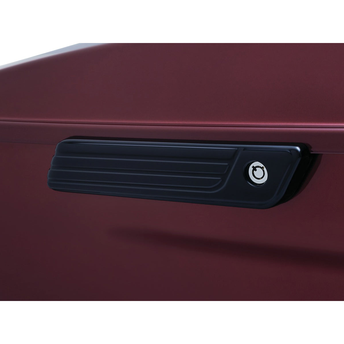 Kuryakyn Tri-Line Cover de Cerradura para Alforjas Harley Davidson '14-'20 Touring - CHG.MX For Riders