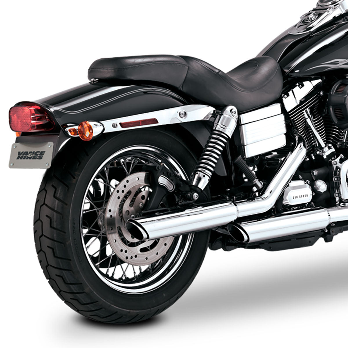 Escape Vance & Hines Twin Slash 3″ Cromo para Harley Davidson '10-'17 Dyna (Colas)
