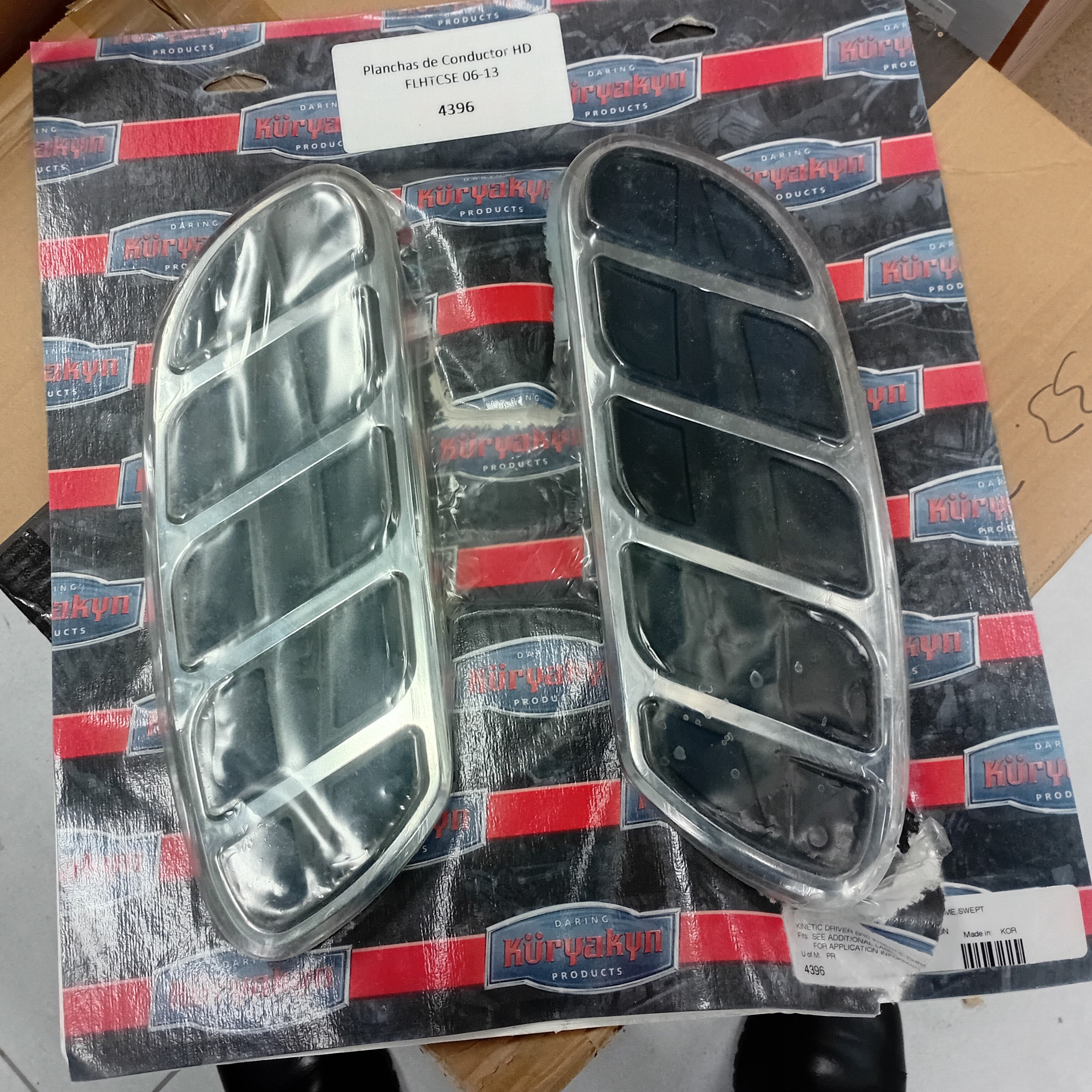 Insertos de Planchas Kuryakyn Kinetic™ SweptWing para Harley Davidson