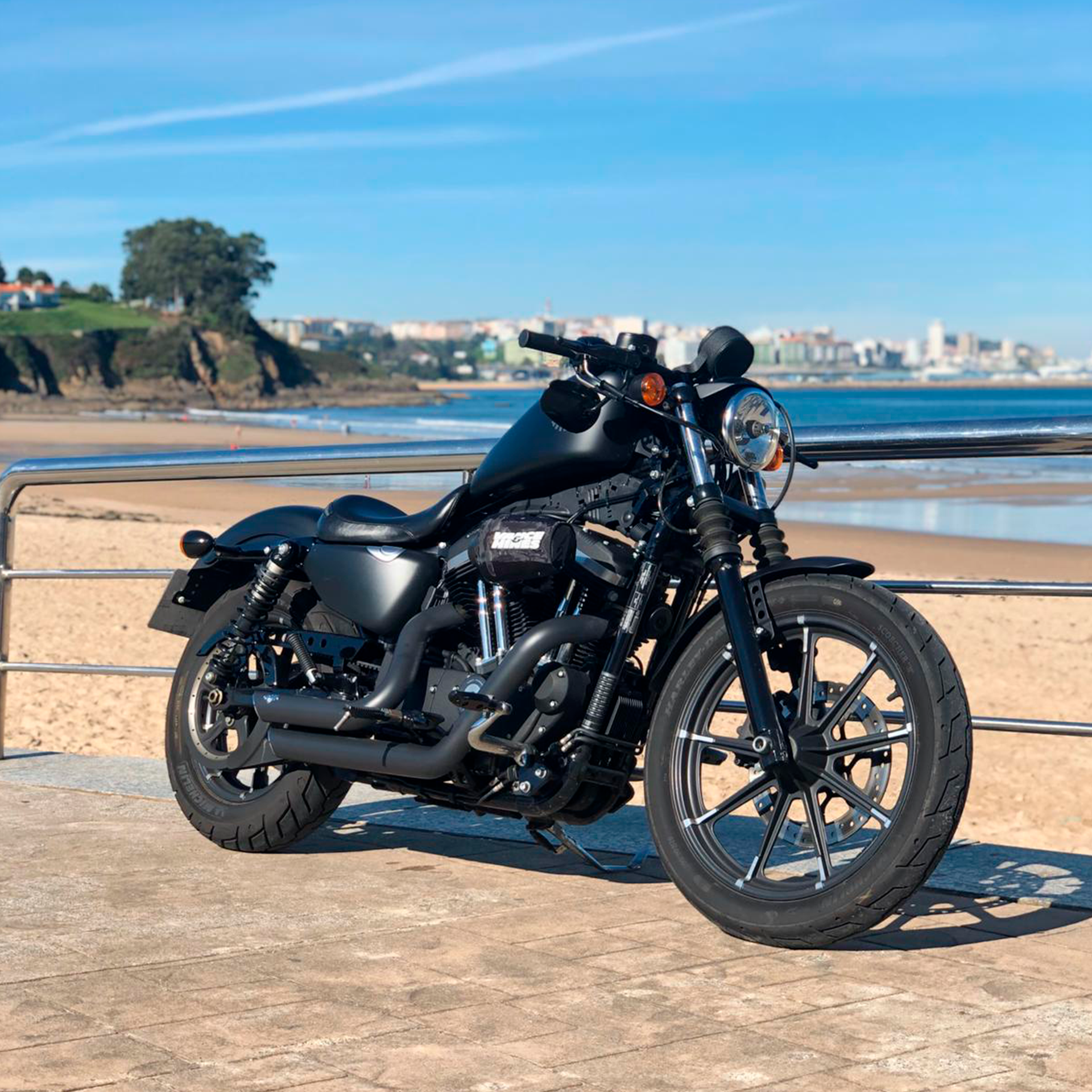 Escape Vance & Hines Shortshots Staggered Negro para Harley Davidson '04-'13 Sportster (Sistema Completo)