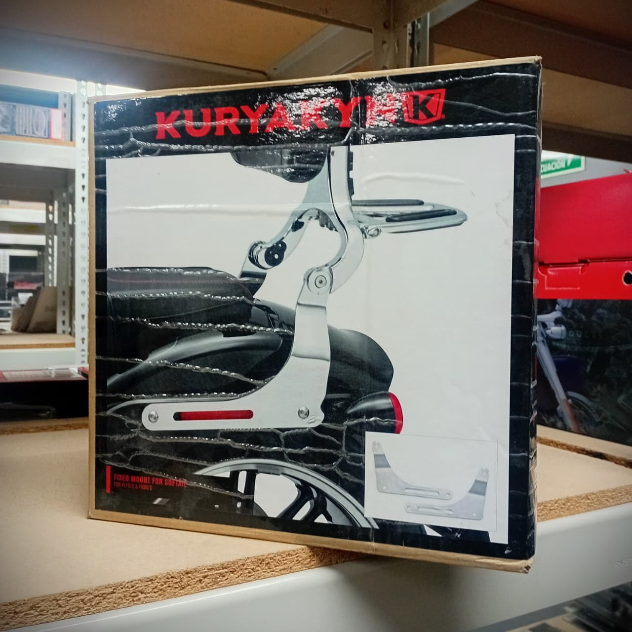 Soportes Kuryakyn para Respaldo Multipropósito Harley-Davidson Fat Boy y Breakout