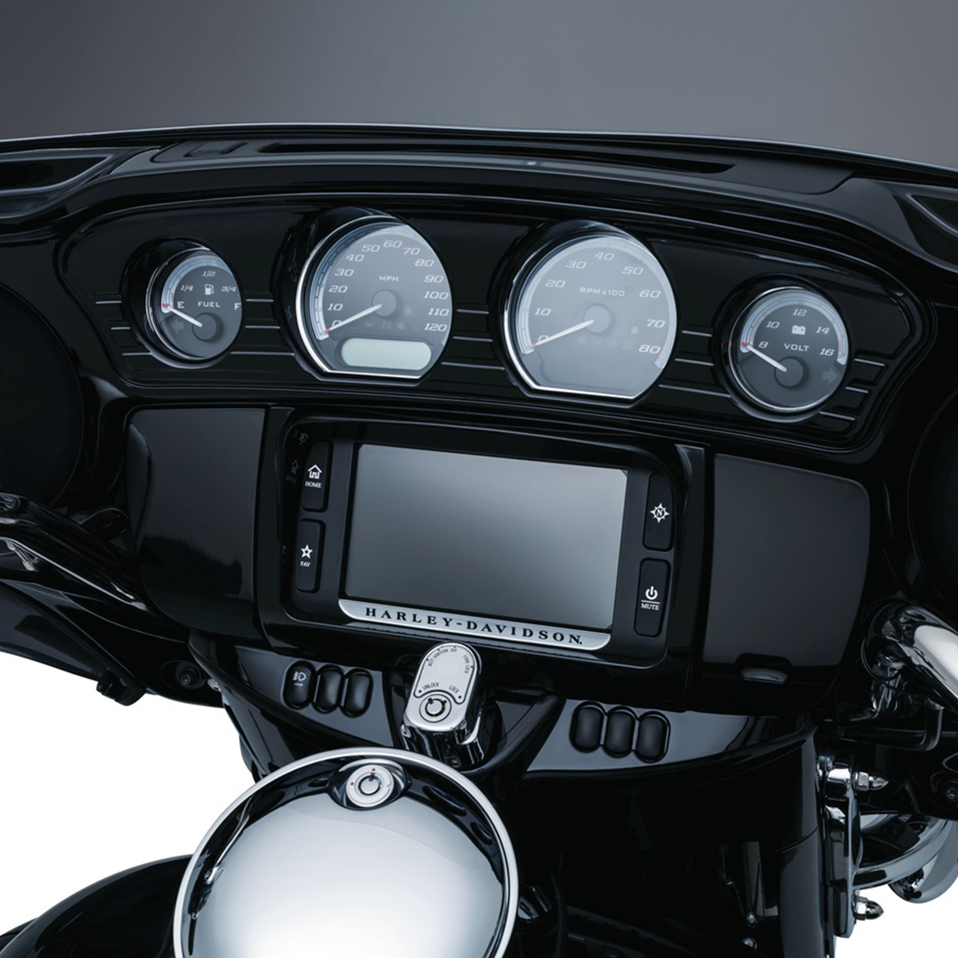 Cover Kuryakyn Tri-line para Stereo de Harley Davidson '14-'24 Touring