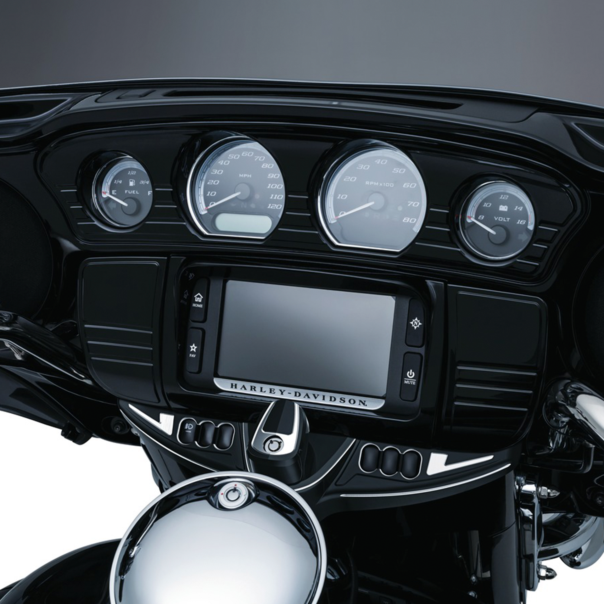 Cover Kuryakyn Tri-line para Stereo de Harley Davidson '14-'24 Touring