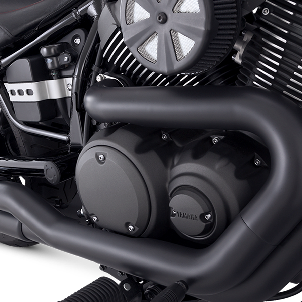 Escape Vance & Hines Twin Slash Staggered para Yamaha '14-'20 Bolt (Sistema Completo)